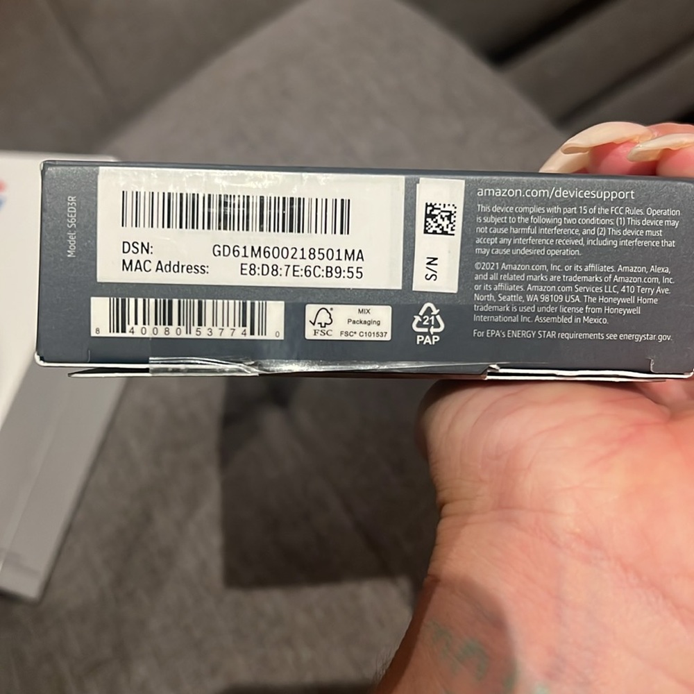 Amazon Smart Thermostat - Picture 7 of 10